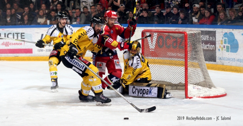 Photo hockey Ligue Magnus - Ligue Magnus - Finale match 4 : Grenoble vs Rouen - M4 : Tout reste à faire dans cette finale ! Photo hockey Ligue Magnus - Ligue Magnus - Finale match 4 : Grenoble vs Rouen - M4 : Tout reste à faire dans cette finale !