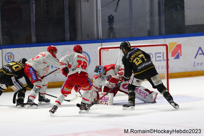 Photo hockey Ligue Magnus - Ligue Magnus - finale match 4 : Rouen vs Grenoble - Les Dragons s’en sortent à domicile. Photo hockey Ligue Magnus - Ligue Magnus - finale match 4 : Rouen vs Grenoble - Les Dragons s’en sortent à domicile.
