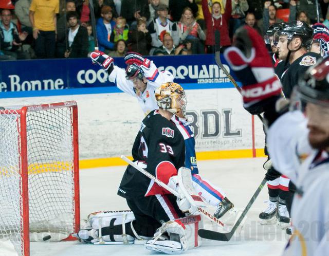 Photo hockey Ligue Magnus - Ligue Magnus - Grenoble résiste face à l
