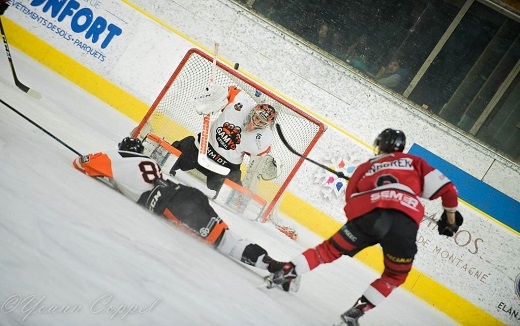 Photo hockey Ligue Magnus - Ligue Magnus : poule de maintien, 1ère journée : Chamonix  vs Epinal  - Gameyover pour les Pionniers 