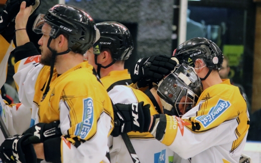 Photo hockey Ligue Magnus - Ligue Magnus : poule de maintien, 3ème journée : Chamonix / Morzine vs Strasbourg  - LM : Les Pionniers au fond de la crevasse