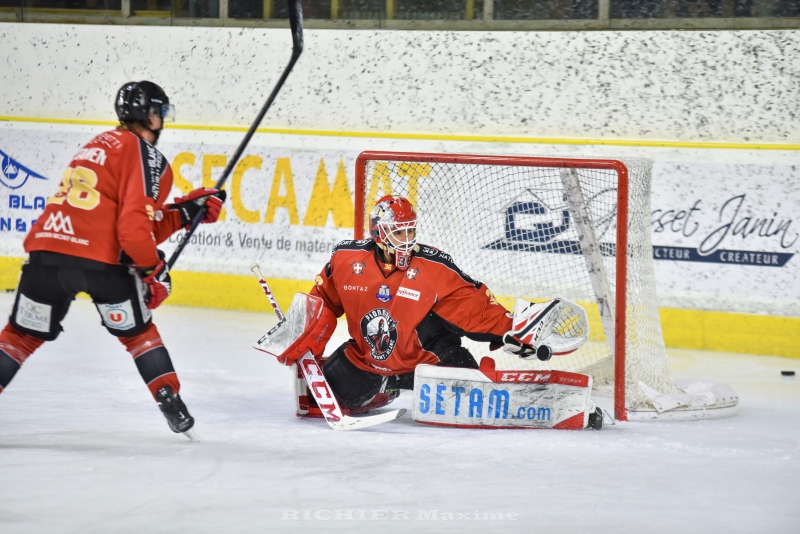 Photo hockey Ligue Magnus - Ligue Magnus - Poule Maintien - J1 : Chamonix vs Briançon - Les Pionniers s’imposent sans briller Photo hockey Ligue Magnus - Ligue Magnus - Poule Maintien - J1 : Chamonix vs Briançon - Les Pionniers s’imposent sans briller