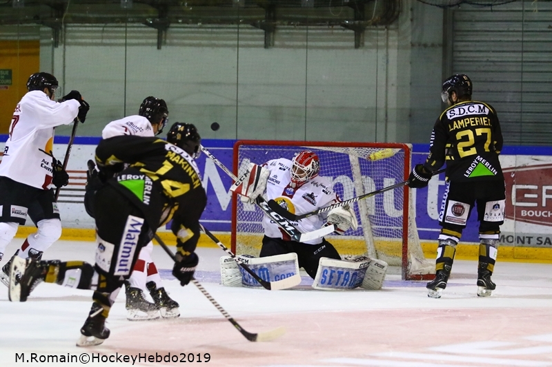 Photo hockey Ligue Magnus - Ligue Magnus - Quart de finale match 1 : Rouen vs Chamonix - Avalanche de buts Ă Rouen Photo hockey Ligue Magnus - Ligue Magnus - Quart de finale match 1 : Rouen vs Chamonix - Avalanche de buts Ă Rouen