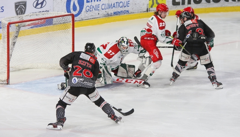 Photo hockey Ligue Magnus - Ligue Magnus - Quart de finale match 5 : Amiens vs Cergy-Pontoise - Cergy prend l Photo hockey Ligue Magnus - Ligue Magnus - Quart de finale match 5 : Amiens vs Cergy-Pontoise - Cergy prend l