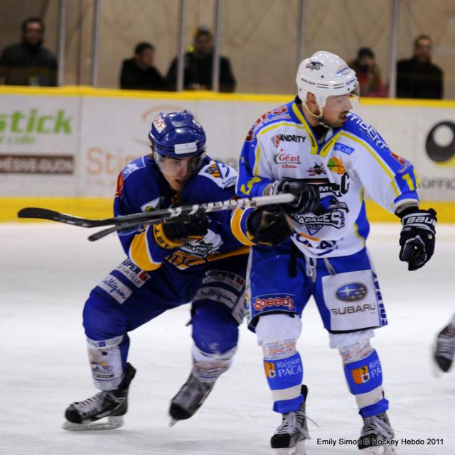 Photo hockey Ligue Magnus - Ligue Magnus, 16ème journée : Dijon  vs Gap  - Les Rapaces embrochés sur la lance ducale