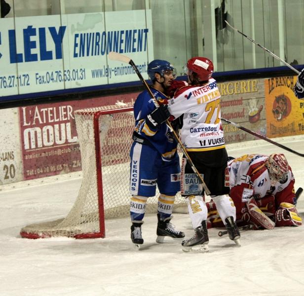 Photo hockey Ligue Magnus - Ligue Magnus: 17ème journée : Villard-de-Lans vs Morzine-Avoriaz - Verre à moitié plein ou à moitié vide ? Photo hockey Ligue Magnus - Ligue Magnus: 17ème journée : Villard-de-Lans vs Morzine-Avoriaz - Verre à moitié plein ou à moitié vide ?