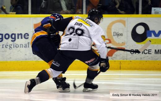Photo hockey Ligue Magnus - Ligue Magnus, 1ère journée : Dijon  vs Chamonix  - Dijon bousculé 