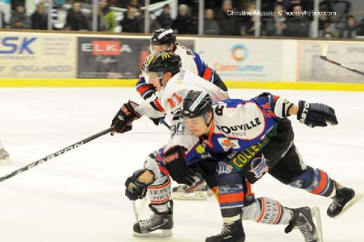 Photo hockey Ligue Magnus - Ligue Magnus, 23ème journée : Caen  vs Amiens  - La passe de trois pour Amiens