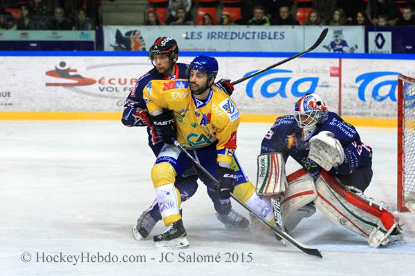 Photo hockey Ligue Magnus - Ligue Magnus :24ème journée : Grenoble  vs Dijon  - Grenoble dans la douleur
