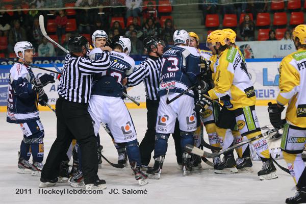 Photo hockey Ligue Magnus - Ligue Magnus, 2ème journée : Grenoble  vs Strasbourg  - Grenoble dans la nasse strasbourgeoise