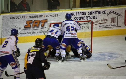 Photo hockey Ligue Magnus - Ligue Magnus, 3ème journée : Chamonix  vs Villard-de-Lans - Chamonix : Du sérieux !