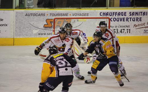 Photo hockey Ligue Magnus - Ligue Magnus, 6ème journée : Chamonix  vs Morzine-Avoriaz - Un Buysse impérial