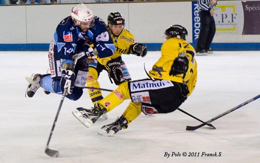 Photo hockey Ligue Magnus - Ligue Magnus, 7ème journée : Angers  vs Rouen - Angers-Rouen: air de finale