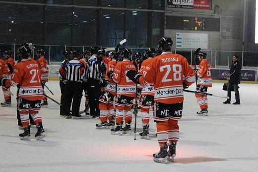 Photo hockey Ligue Magnus - Ligue Magnus, demi-finale, match 1 : Epinal vs Angers - Première manche pour Angers Photo hockey Ligue Magnus - Ligue Magnus, demi-finale, match 1 : Epinal vs Angers - Première manche pour Angers