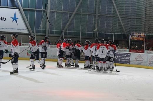 Photo hockey Ligue Magnus - Ligue Magnus, demi-finale, match 1 : Epinal vs Angers - Première manche pour Angers Photo hockey Ligue Magnus - Ligue Magnus, demi-finale, match 1 : Epinal vs Angers - Première manche pour Angers