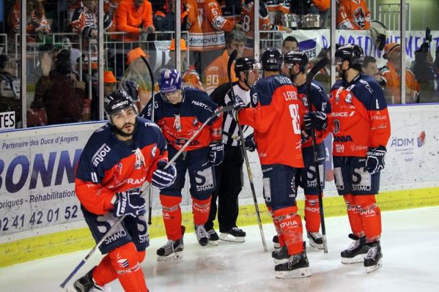 Photo hockey Ligue Magnus - Ligue Magnus, demi-finale, match 4 : Angers  vs Epinal  - Tout reste à faire