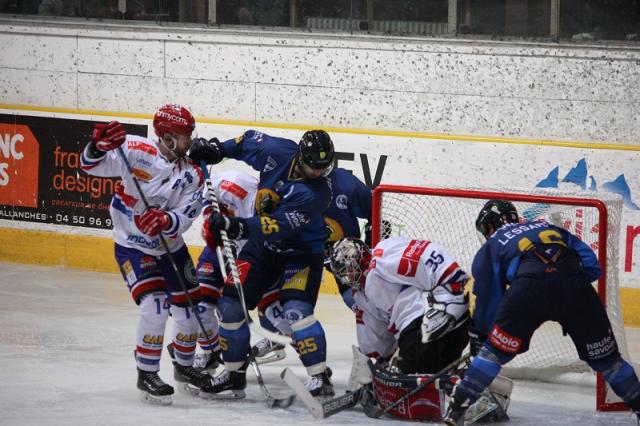 Photo hockey Ligue Magnus - Ligue Magnus, poule de maintien, 3ème journée : Chamonix  vs Lyon - Renversant !