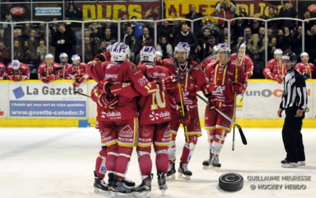 Photo hockey Ligue Magnus - Ligue Magnus, poule de maintien, 8ème journée : Dijon  vs Lyon - Les Dijonnais rugissent de plaisir !