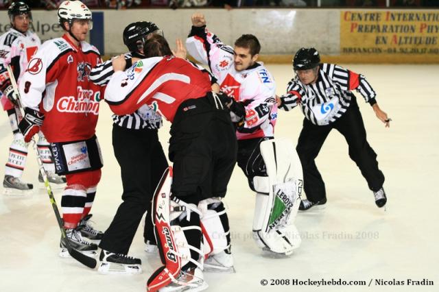 Photo hockey Ligue Magnus - LM - 11ème journée : Briançon  vs Amiens  - Règlement de compte à « Hockey Coral »