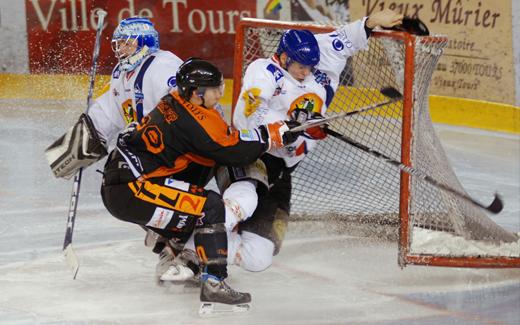 Photo hockey Ligue Magnus - LM - 16ème journée : Tours  vs Mont-Blanc - Du mieux, mais...