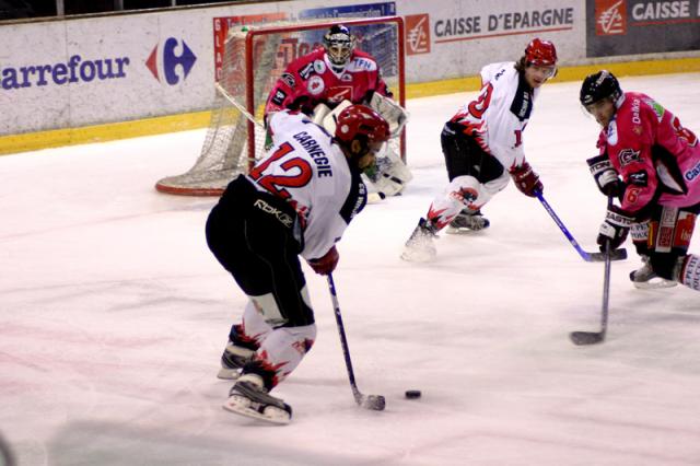 Photo hockey Ligue Magnus - LM - 17ème journée : Amiens  vs Neuilly/Marne - Des Bisons vaillants mais vaincus...