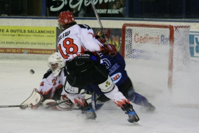 Photo hockey Ligue Magnus - LM - 23ème journée : Mont-Blanc vs Neuilly/Marne - Une victoire dans la douleur