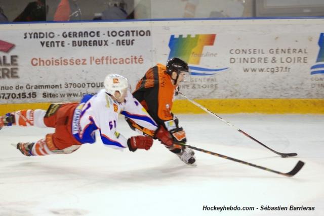 Photo hockey Ligue Magnus - LM - 24ème journée : Tours vs Epinal - Cupidon change de camp Photo hockey Ligue Magnus - LM - 24ème journée : Tours vs Epinal - Cupidon change de camp