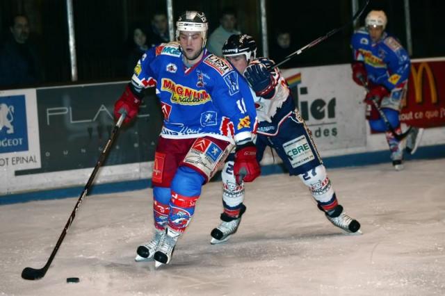 Photo hockey Ligue Magnus - LM - 25ème journée : Epinal  vs Angers  - Déroutant !