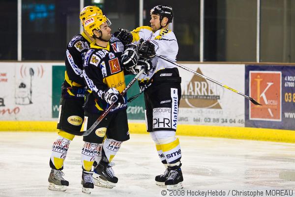 Photo hockey Ligue Magnus - LM - 4ème journée : Strasbourg vs Rouen - Le Dragon reprend son envol Photo hockey Ligue Magnus - LM - 4ème journée : Strasbourg vs Rouen - Le Dragon reprend son envol