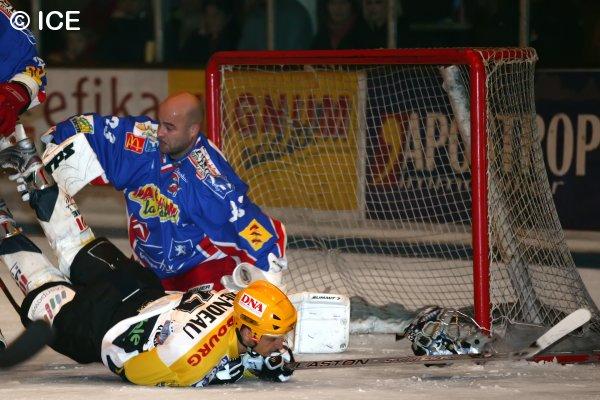 Photo hockey Ligue Magnus - LM - 5ème journée : Epinal  vs Strasbourg  - Fin de match tronquée à Poissompré !