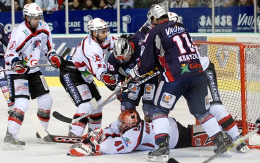 Photo hockey Ligue Magnus - LM - 5ème journée : Grenoble  vs Briançon  - Briançon embrase Pôle-Sud