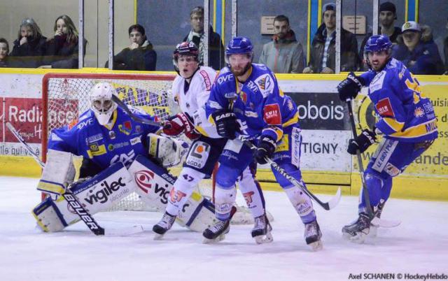 Photo hockey Ligue Magnus - LM playoff, 1/4 de finale, match 3 : Dijon  vs Grenoble  - Dijon sauve sa tête