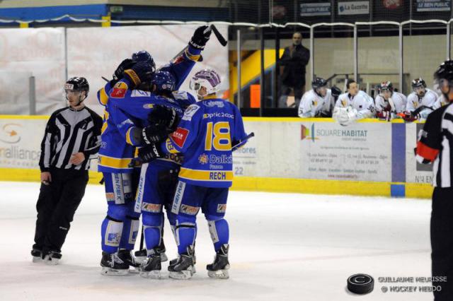 Photo hockey Ligue Magnus - LM playoff, 1/4 de finale, match 3 : Dijon  vs Grenoble  - Dijon sauve sa tête