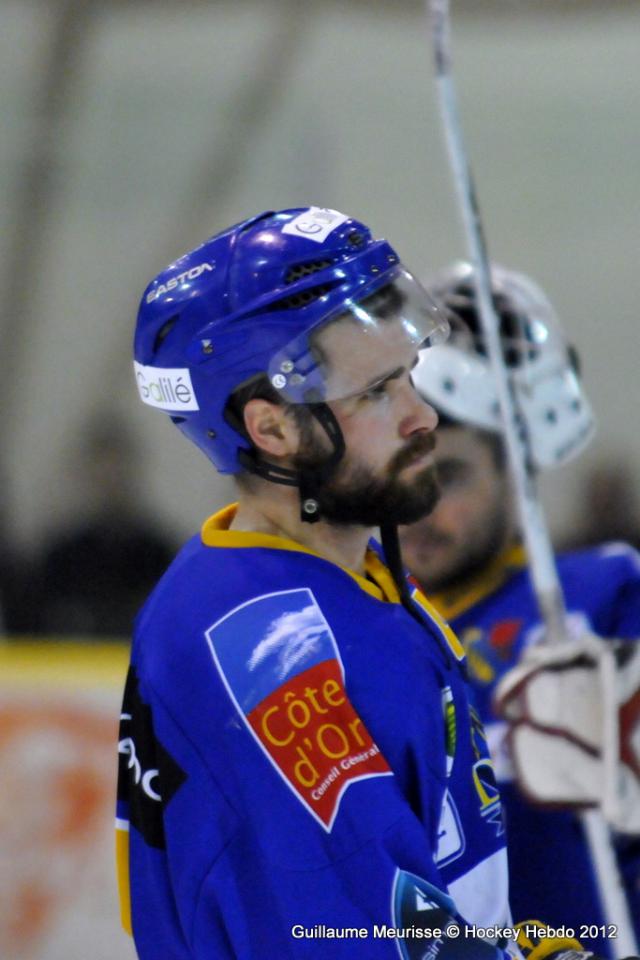 Photo hockey Ligue Magnus - LM Playoffs : 1/4 , match 5 : Dijon vs Grenoble - Qui sème l\ Photo hockey Ligue Magnus - LM Playoffs : 1/4 , match 5 : Dijon vs Grenoble - Qui sème l\