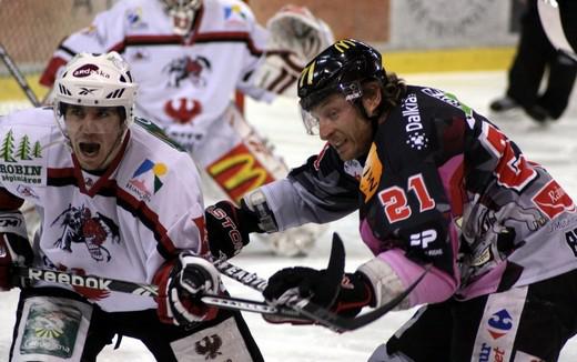 Photo hockey Ligue Magnus - LM playoffs : 1/4 de finale, match 3 : Amiens vs Briançon - Amiens prend l\ Photo hockey Ligue Magnus - LM playoffs : 1/4 de finale, match 3 : Amiens vs Briançon - Amiens prend l\