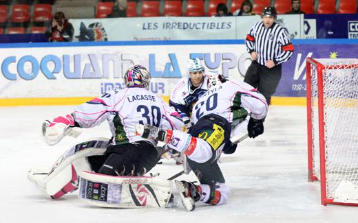 Photo hockey Ligue Magnus - LM Playoffs : 1er tour, match 1 : Grenoble vs Epinal - Avantage à Grenoble Photo hockey Ligue Magnus - LM Playoffs : 1er tour, match 1 : Grenoble vs Epinal - Avantage à Grenoble