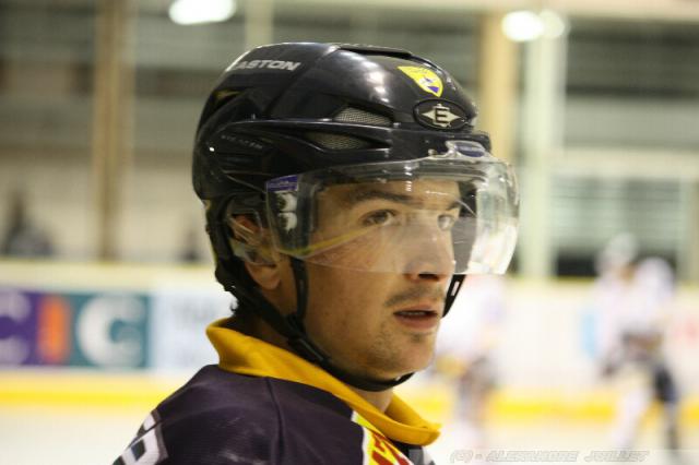 Photo hockey Ligue Magnus - LM playoffs : 1er tour, match 3 : Chamonix  vs Morzine-Avoriaz - Morzine plus conquérant