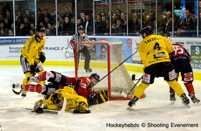 Photo hockey Ligue Magnus - LM Playoffs : Finale, match 5 : Angers vs Rouen - Angers renverse la série Photo hockey Ligue Magnus - LM Playoffs : Finale, match 5 : Angers vs Rouen - Angers renverse la série