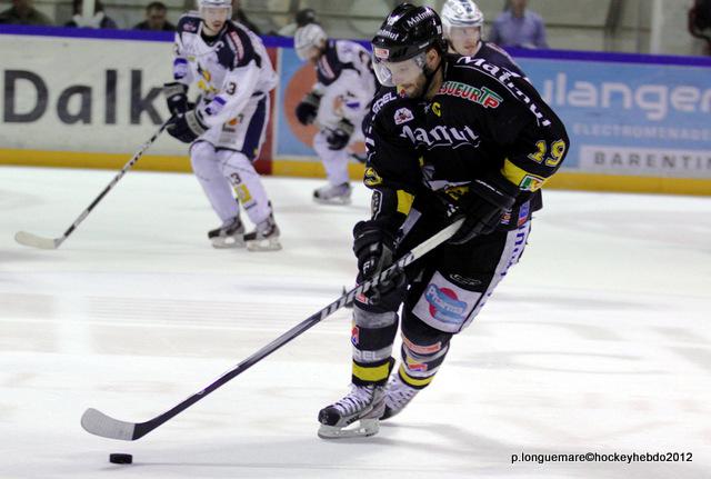 Photo hockey Ligue Magnus - LM playoffs : finale, match 5 : Rouen vs Grenoble - Les Dragons maîtres à domicile ! Photo hockey Ligue Magnus - LM playoffs : finale, match 5 : Rouen vs Grenoble - Les Dragons maîtres à domicile !