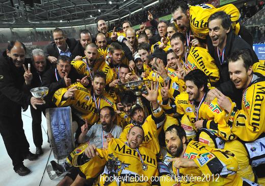 Photo hockey Ligue Magnus - LM playoffs : finale, match 6 : Grenoble vs Rouen - Hégémoniques dragons ! Photo hockey Ligue Magnus - LM playoffs : finale, match 6 : Grenoble vs Rouen - Hégémoniques dragons !