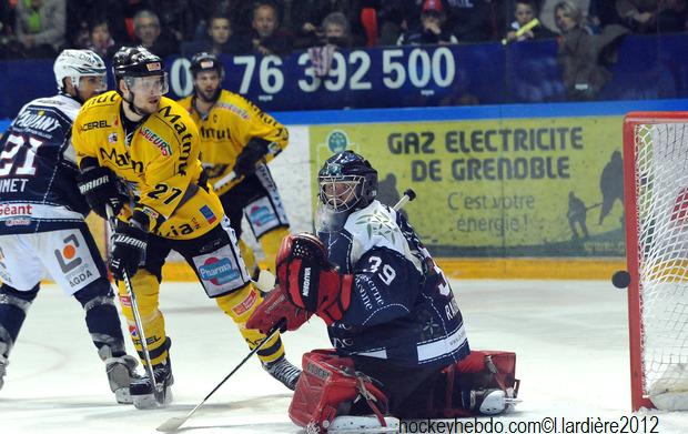Photo hockey Ligue Magnus - LM playoffs : finale, match 6 : Grenoble vs Rouen - Hégémoniques dragons ! Photo hockey Ligue Magnus - LM playoffs : finale, match 6 : Grenoble vs Rouen - Hégémoniques dragons !