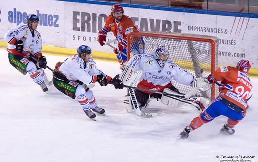 Photo hockey Ligue Magnus - LM Poule Relégation Match 1 : Lyon vs Caen - Lyon arrache le premier point Photo hockey Ligue Magnus - LM Poule Relégation Match 1 : Lyon vs Caen - Lyon arrache le premier point