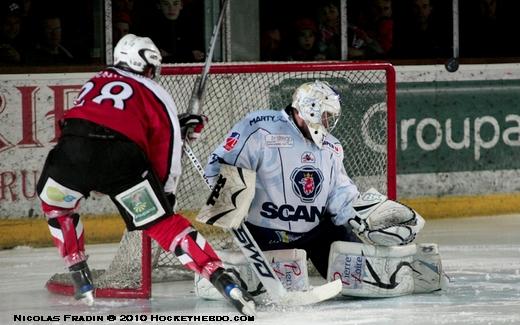 Photo hockey Ligue Magnus - Play-off Ligue Magnus : 1/2 de finale, match 2 : Briançon vs Angers - Le réalisme Angevin Photo hockey Ligue Magnus - Play-off Ligue Magnus : 1/2 de finale, match 2 : Briançon vs Angers - Le réalisme Angevin