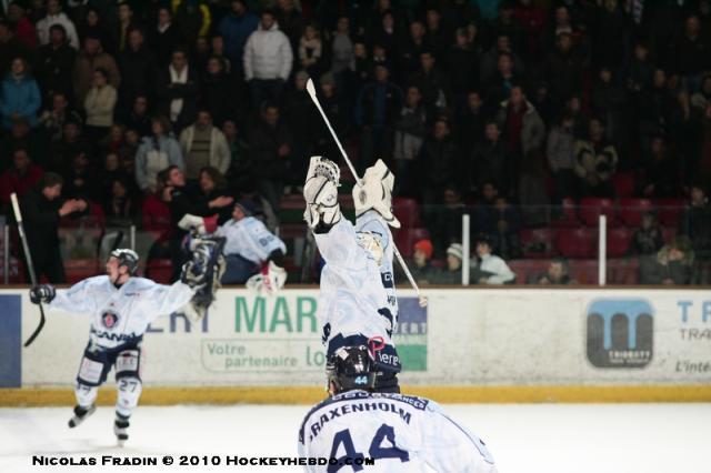 Photo hockey Ligue Magnus - Play-off Ligue Magnus : 1/2 de finale, match 5 : Briançon  vs Angers  - Fin du rêve pour Briançon, pas pour Angers