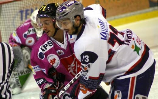 Photo hockey Ligue Magnus - Play-off Ligue Magnus : 1/4 de finale, match 2 : Amiens vs Grenoble - Koivula écoeure le loup Photo hockey Ligue Magnus - Play-off Ligue Magnus : 1/4 de finale, match 2 : Amiens vs Grenoble - Koivula écoeure le loup