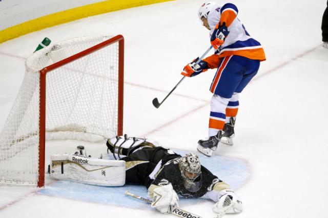 Photo hockey NHL : National Hockey League - AHL - NHL : National Hockey League - AHL - NHL : Les Islanders gagnent la première manche