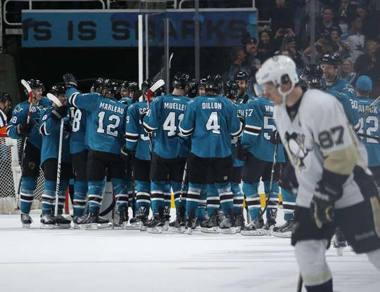 Photo hockey NHL : National Hockey League - AHL - NHL : National Hockey League - AHL - NHL : Pittsburgh perd encore à San Jose