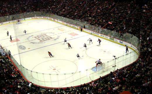 Photo hockey NHL : National Hockey League - AHL - NHL : National Hockey League - AHL - NHL : Retour raté pour Huet