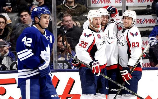 Photo hockey NHL : National Hockey League - AHL - NHL : National Hockey League - AHL - NHL : Washington et New York enchaînent
