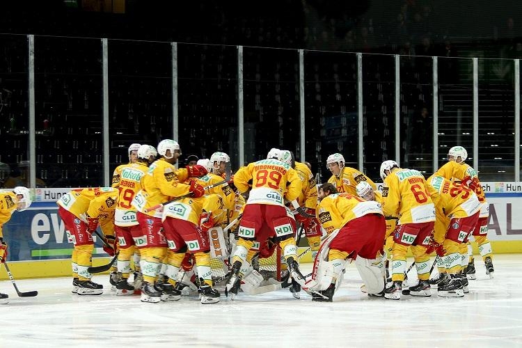 Photo hockey Suisse - National League - : Bern vs Langnau - Les Tigers prennent leur revanche Photo hockey Suisse - National League - : Bern vs Langnau - Les Tigers prennent leur revanche